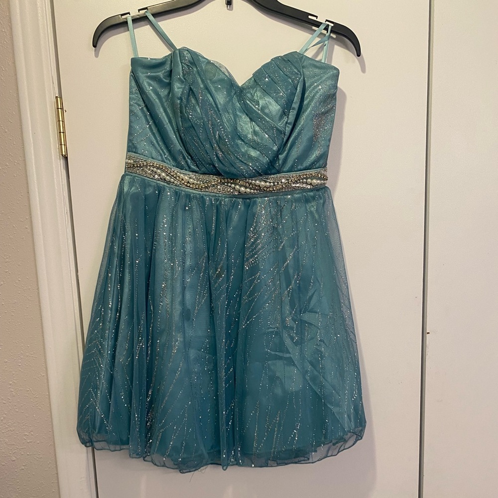 Formal/homecoming dress